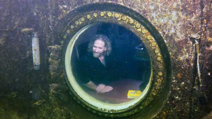 Jules' Undersea Lodge
